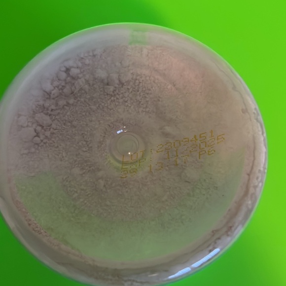 Alani NEW PRE Workout 30 Servings Hawaiian Shaved Ice Flaver - Picture 6 of 7